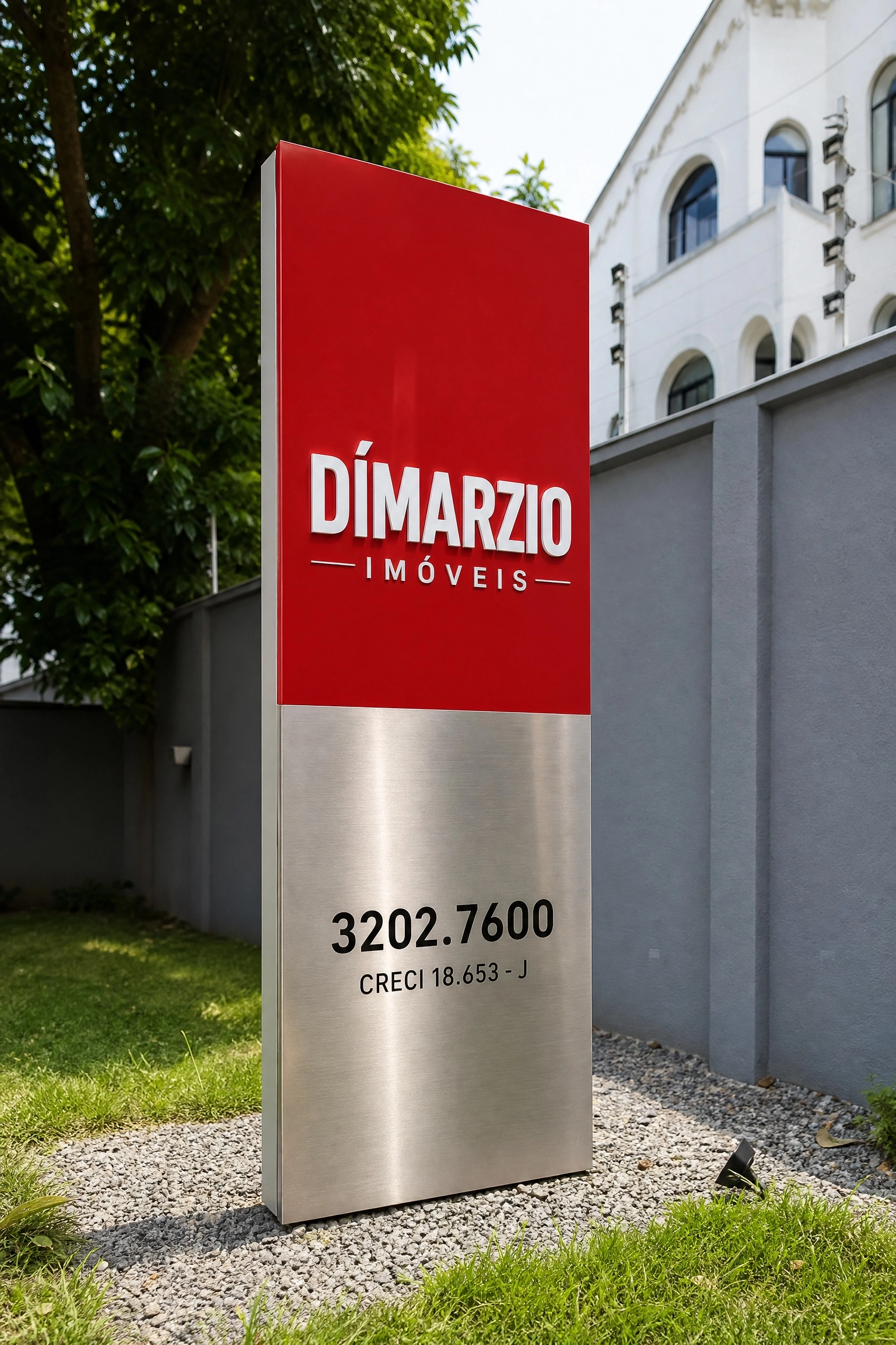 Totem corporativo de alto padrão em Natal RN